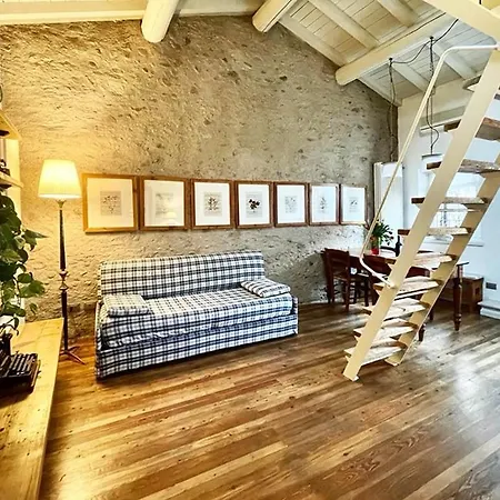 55 - Di Garda بيت للعطل